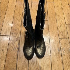 Guess ladies boots in size 5.5